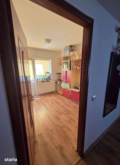 Casă cu 9 camere cu Teren 600 Mp în Central