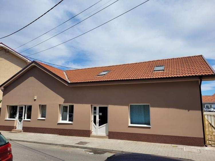 Spațiu comercial, de 100 mp, în Ultracentral