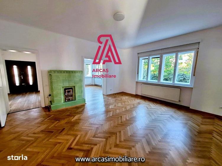 Casă cu 4 camere cu Teren 600 Mp în Ultracentral