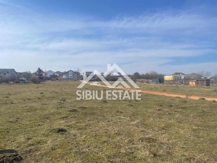 Teren agricol intravilan de 859 mp, în Exterior Sud