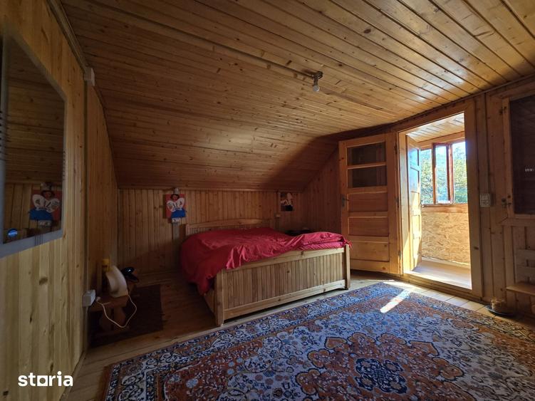 Casă cu 3 camere cu Teren 430 Mp în Cornu