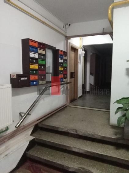 Apartament cu 2 camere decomandat în Giurgiului