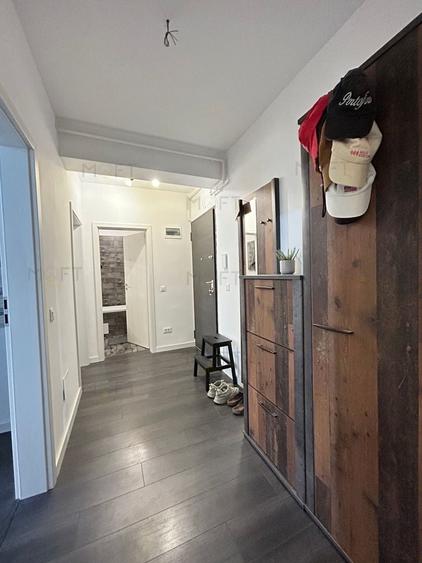 Apartament cu 2 camere decomandat, mobilat în Politehnica