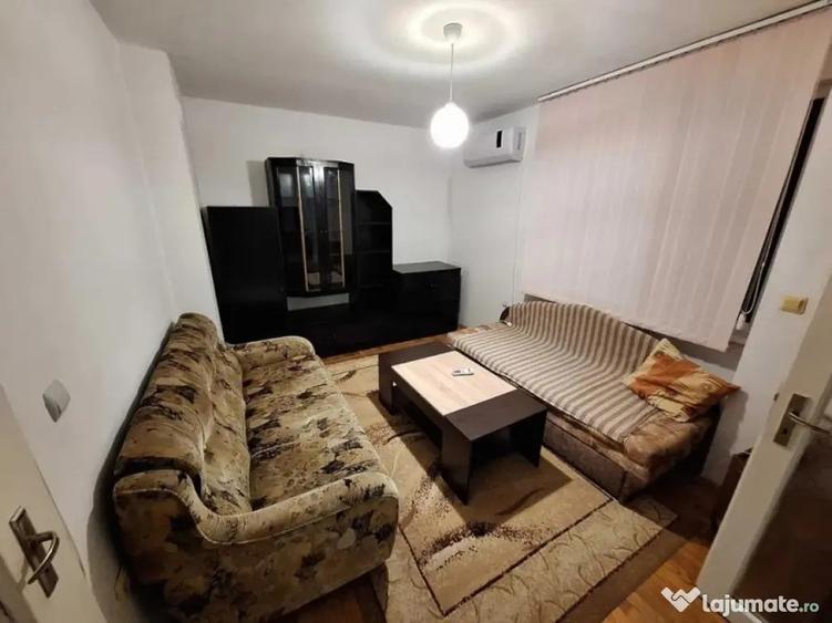Apartament cu 3 camere decomandat în Dacia