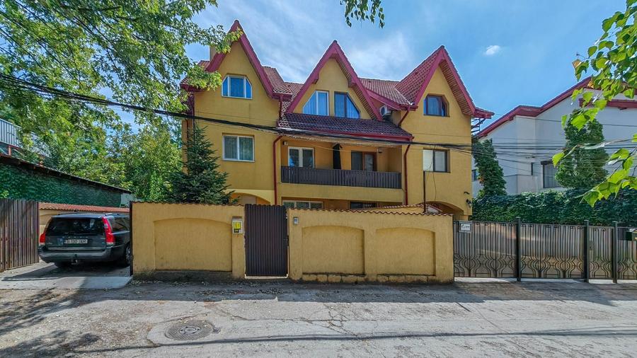 Duplex cu 6 camere cu Canalizare în Odăi