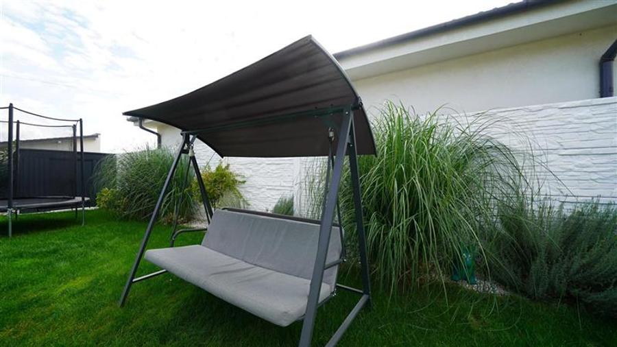 Casă cu 3 camere cu Teren 490 Mp în Oncea