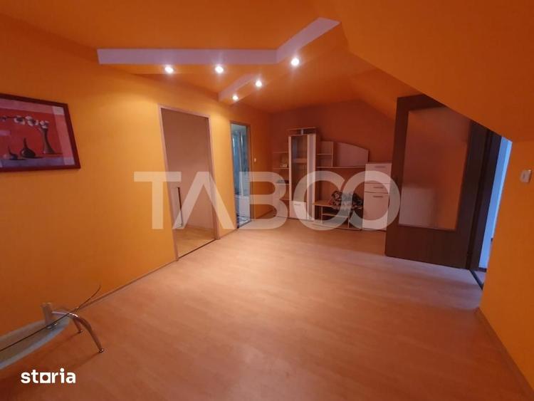 Casă cu 4 camere cu Teren 400 Mp în Central