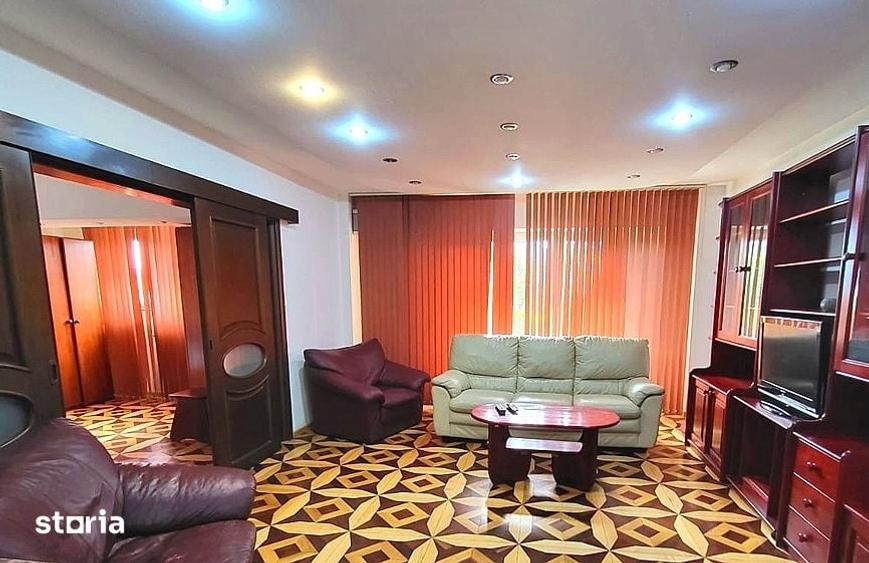 Apartament cu 3 camere semidecomandat în Iancului