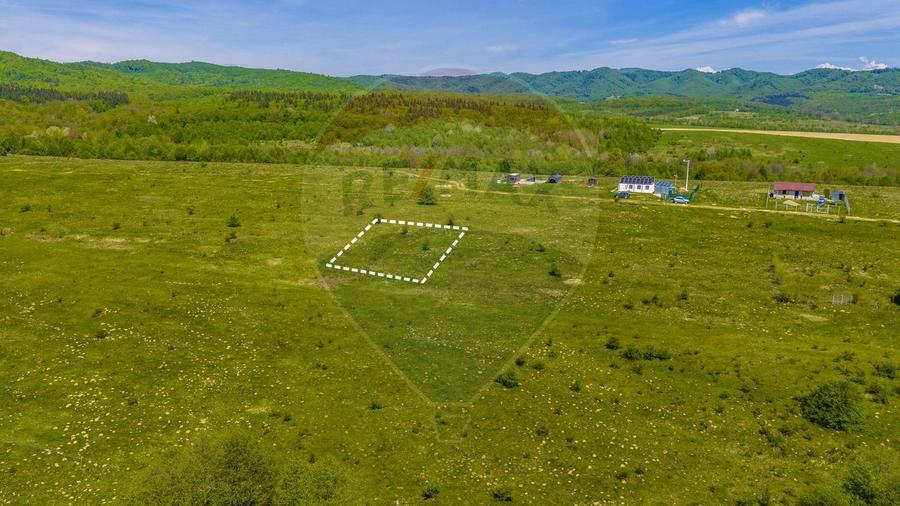Teren Construcții intravilan de 500 mp, în Dumbrăvița