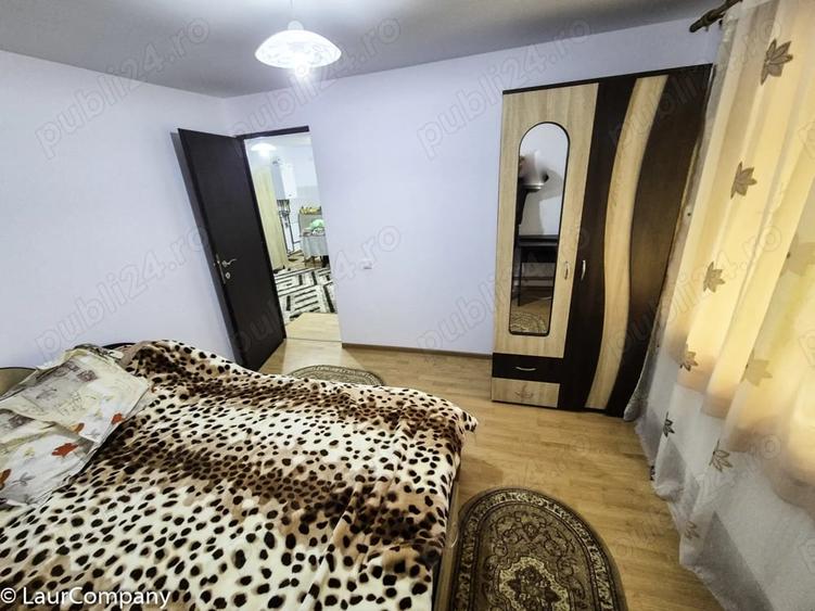 Casă cu 2 camere cu Teren 2647 Mp în Valea Mare