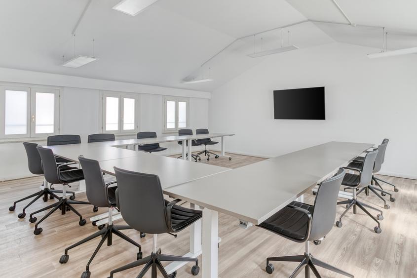 Spațiu de birou privat pentru 4 persoane în Regus Iride Business Centre - 5
