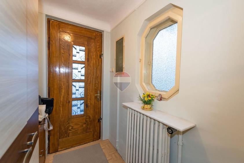 Casă cu 4 camere cu Teren 244 Mp în Domenii