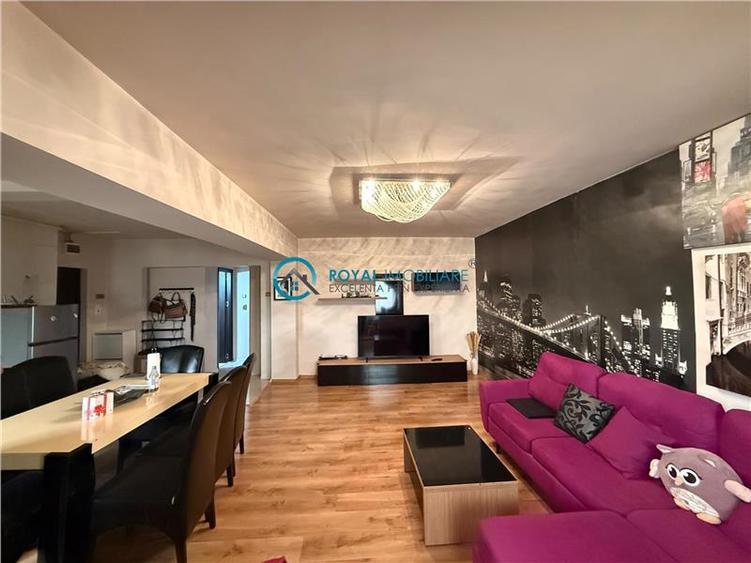 Apartament cu 3 camere decomandat, mobilat în Ultracentral