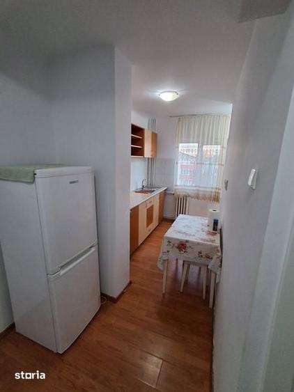 Garsonieră decomandată în Brazda lui Novac