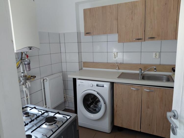Inchiriez apartamenr 2 camere Mazepa parter - 7
