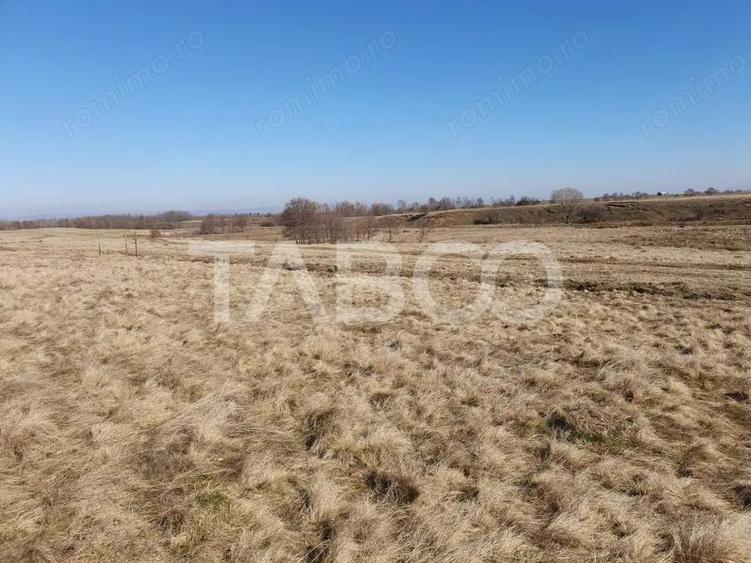Teren de 600 mp, în Gura Văii