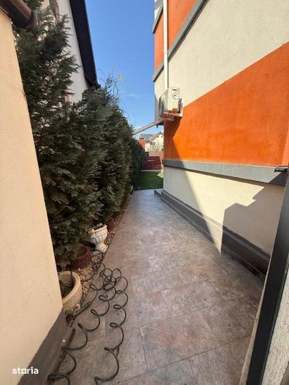 Casă cu 5 camere cu Teren 300 Mp în Chiajna
