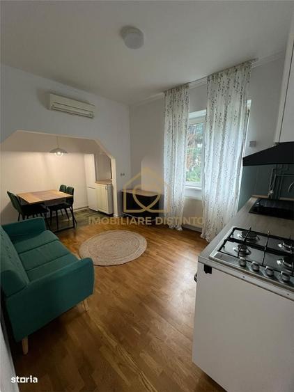 Apartament cu 3 camere decomandat în Ultracentral