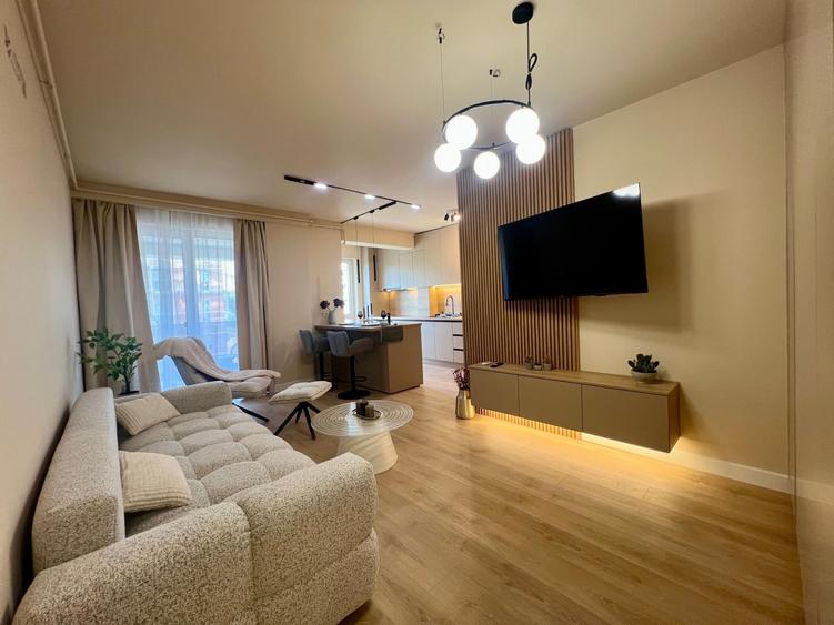 Apartament cu 3 camere în Florești