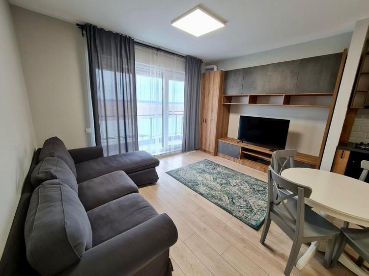 Apartament cu 2 camere semidecomandat, mobilat în Pipera — fotografia 3