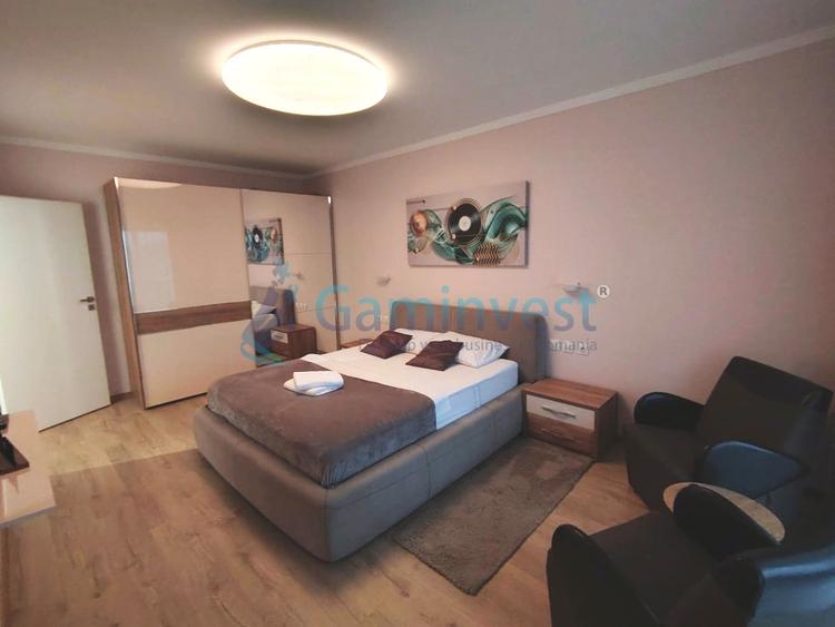 Apartament cu 3 camere decomandat, mobilat în Sud