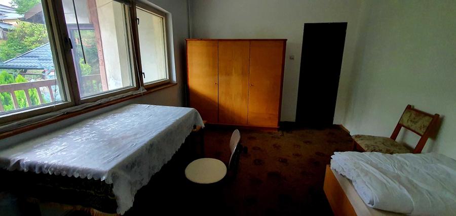 Etaj vila compus din 2 camere de inchiriat + baie + bucatarie pentru studenti, Iasi, zona UMF - 8 minute - 2