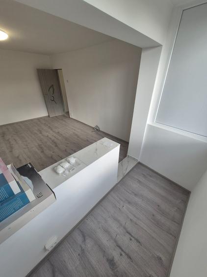 2Cam--Sagului-7 Min de Spitalul Judetean--Renovat--45MP-75.000 Euro!Neg - 5