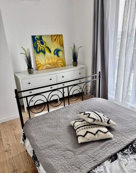 Apartament cu 2 camere, mobilat în Central