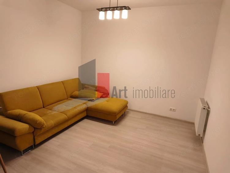 Apartament cu 2 camere semidecomandat în Metalurgiei