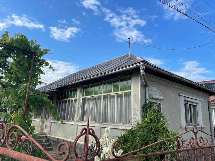Casă cu 3 camere cu Teren 1900 Mp în Chiuza
