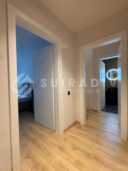 Apartament cu 3 camere semidecomandat în Mărăști