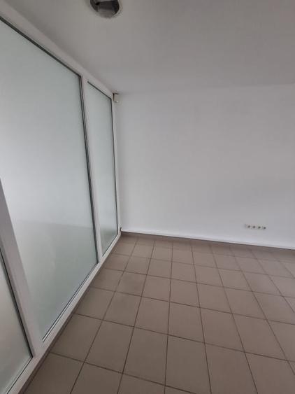 Delfinariu, cladire P+1 , spatiu depozitare 126 mp., curte 463 mp. - 8