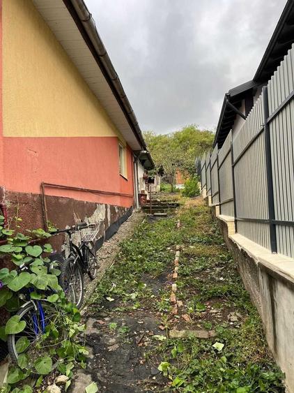 Casă cu 2 camere în Central