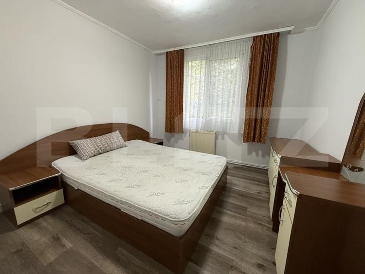 Apartament cu 2 camere semidecomandat, mobilat în Carpați 1