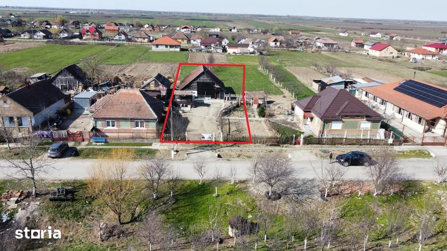 Teren de 1400 mp, în Central