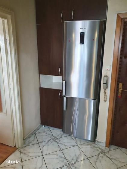 Inchiriez apartament 2 camere - 3