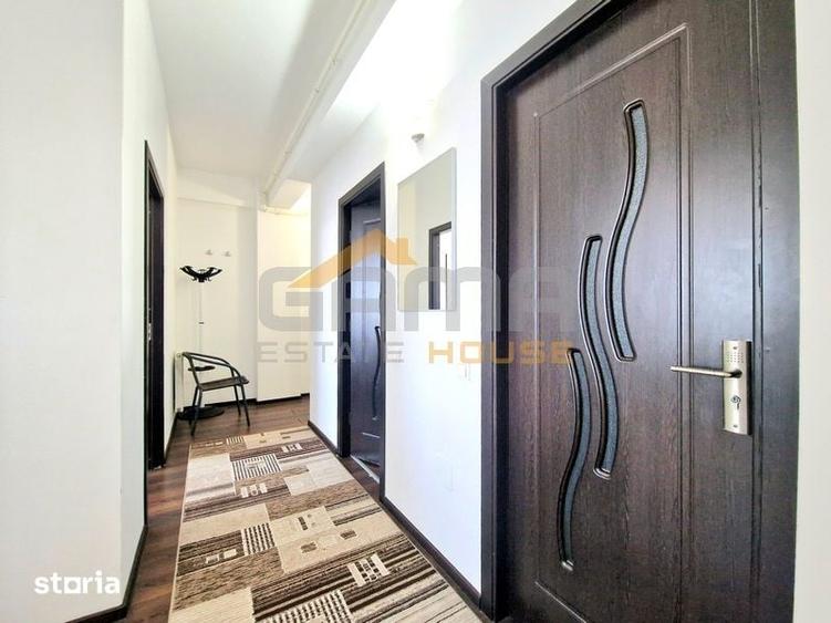 Apartament cu 3 camere în Intim