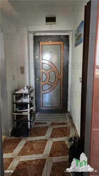 Apartament luminos de vanzare cu 2 camere in zona Crangasi- disponibil - 6