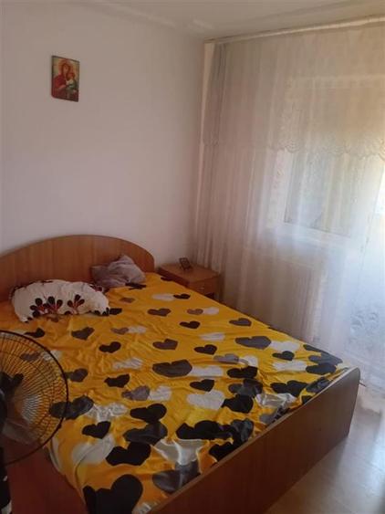 Apartament cu 2 camere semidecomandat în Obor