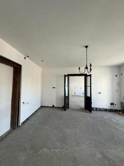 Casă cu 2 camere în Central
