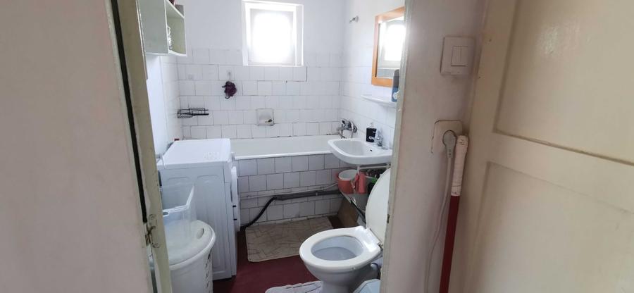Apartament cu 2 camere în Decebal