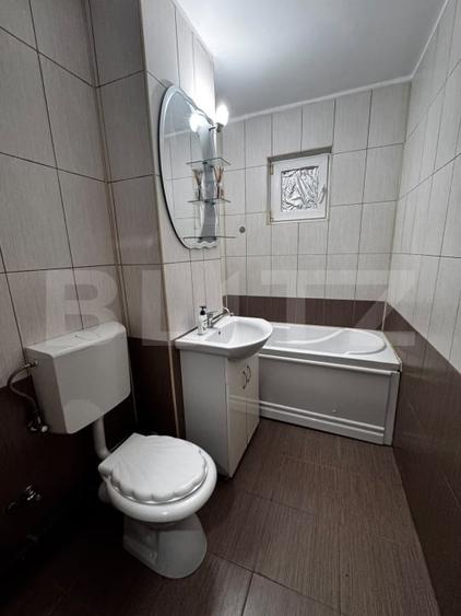 Apartament cu 3 camere decomandat, mobilat în Câmpia Turzii