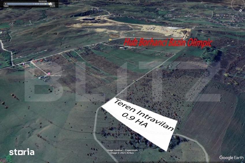 Teren de 8976 mp, în Borhanci