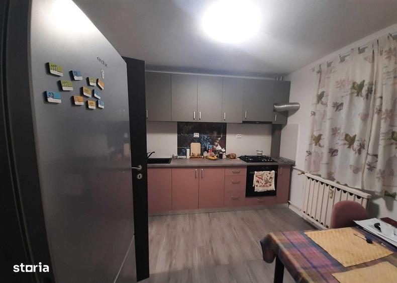 Apartament cu 2 camere decomandat în Sebastian