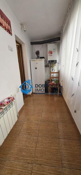 Apartament cu 2 camere decomandat, mobilat în C5
