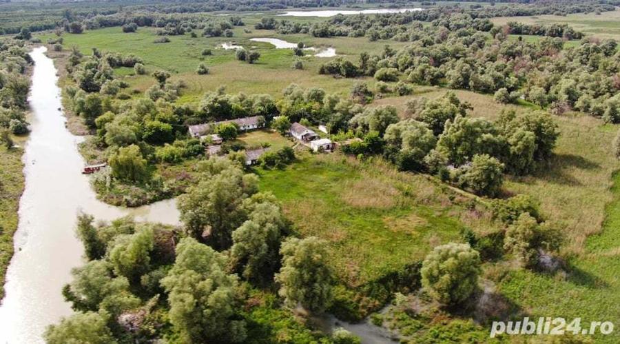 Teren de 11862 mp, în Maliuc