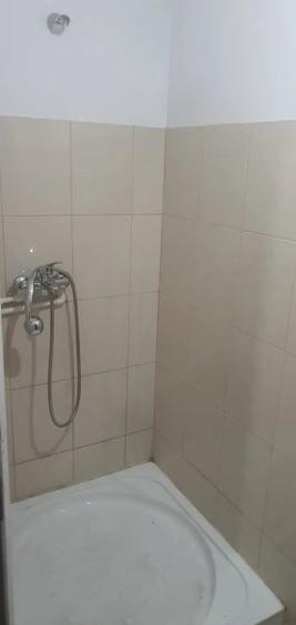 Spațiu comercial, de 1,500 mp, în Călinești