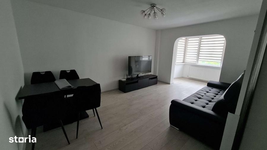 Apartament cu 3 camere decomandat în Griviței