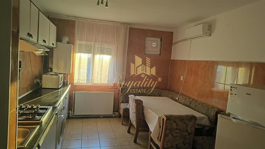 Apartament cu 3 camere decomandat, mobilat în Complex Studențesc