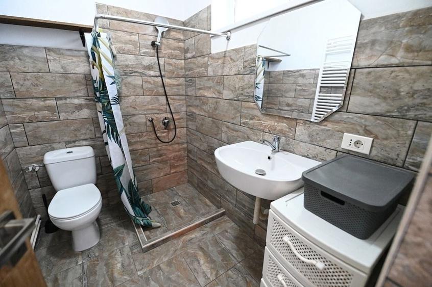 Doua case de vanzare in Carcea | 1.066 mp teren | 0% Comision - 9